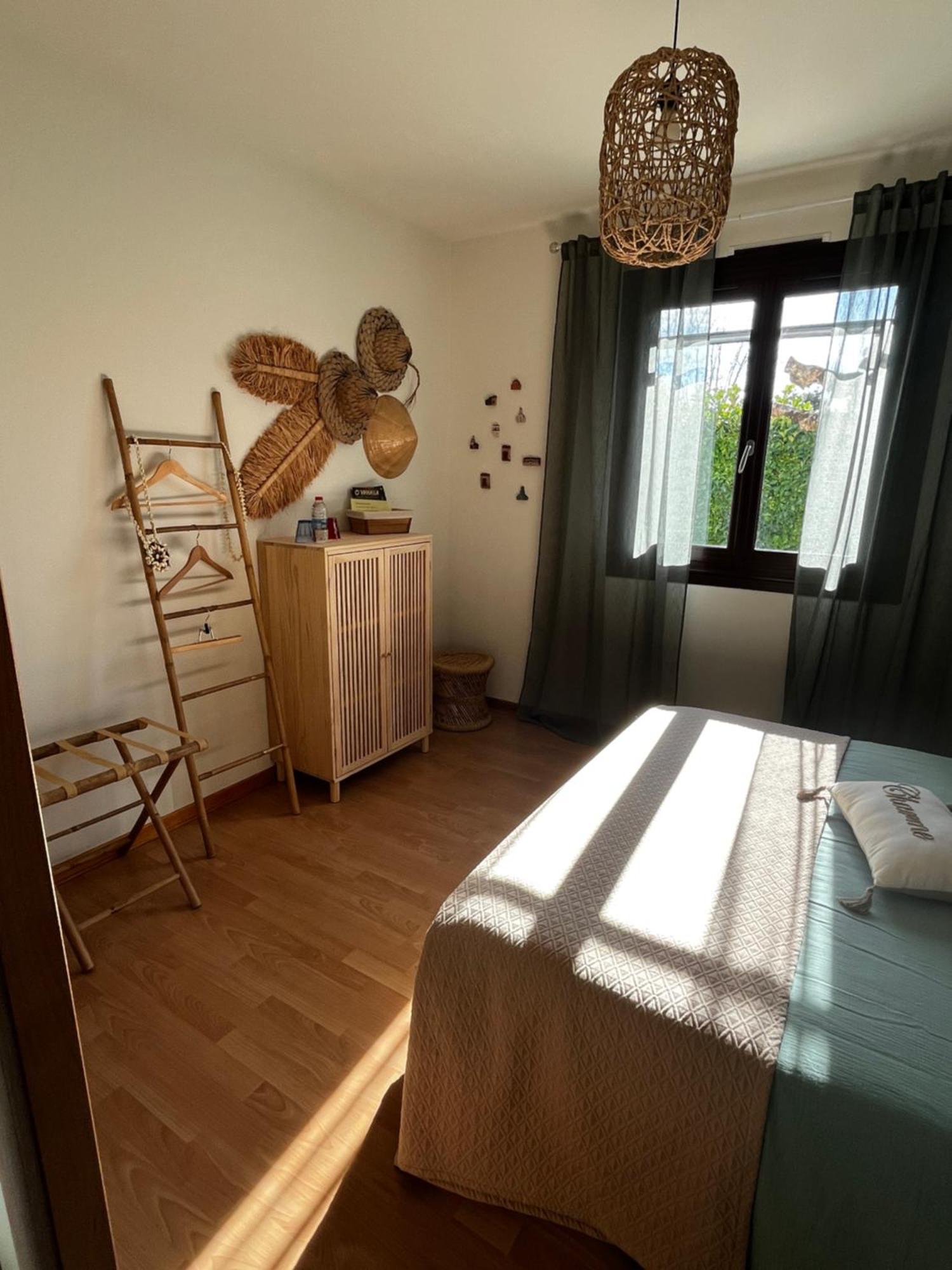 Les Voyages De Louison Bed and Breakfast Lavardac Εξωτερικό φωτογραφία